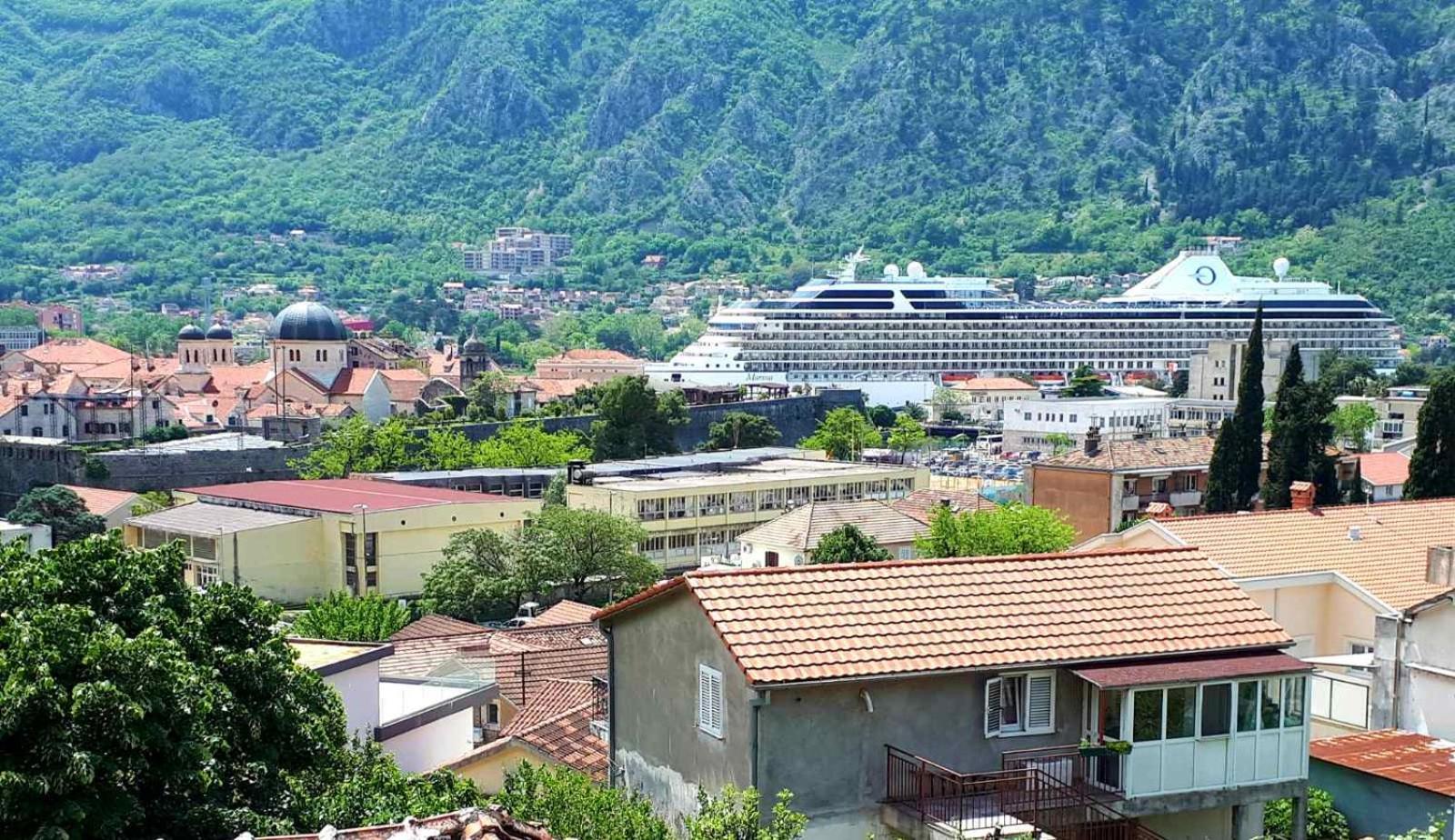 Red House Apartment Kotor Ngoại thất bức ảnh