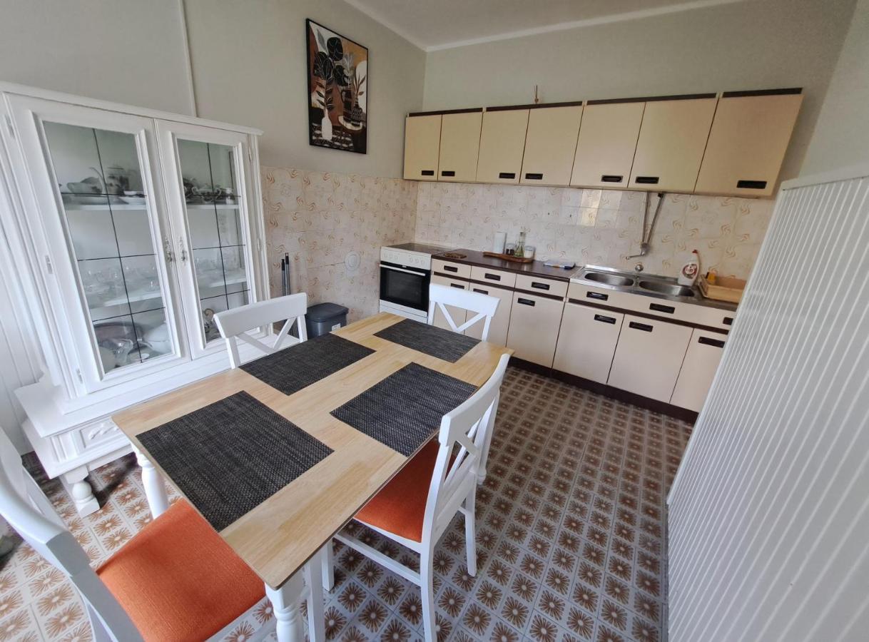 Red House Apartment Kotor Ngoại thất bức ảnh