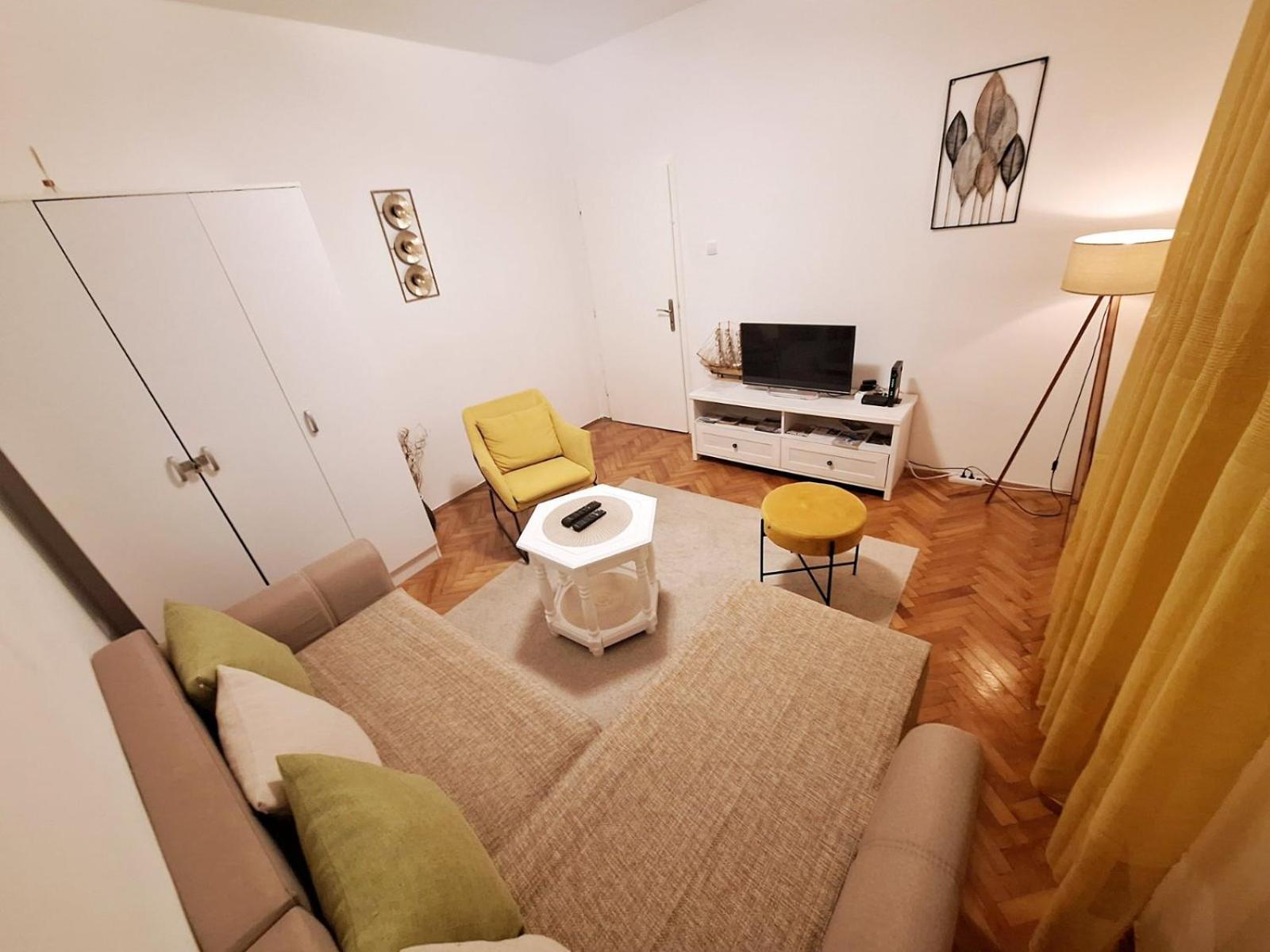 Red House Apartment Kotor Ngoại thất bức ảnh