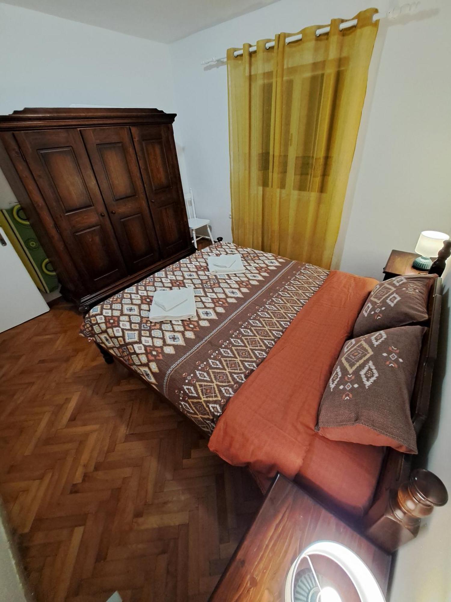 Red House Apartment Kotor Ngoại thất bức ảnh