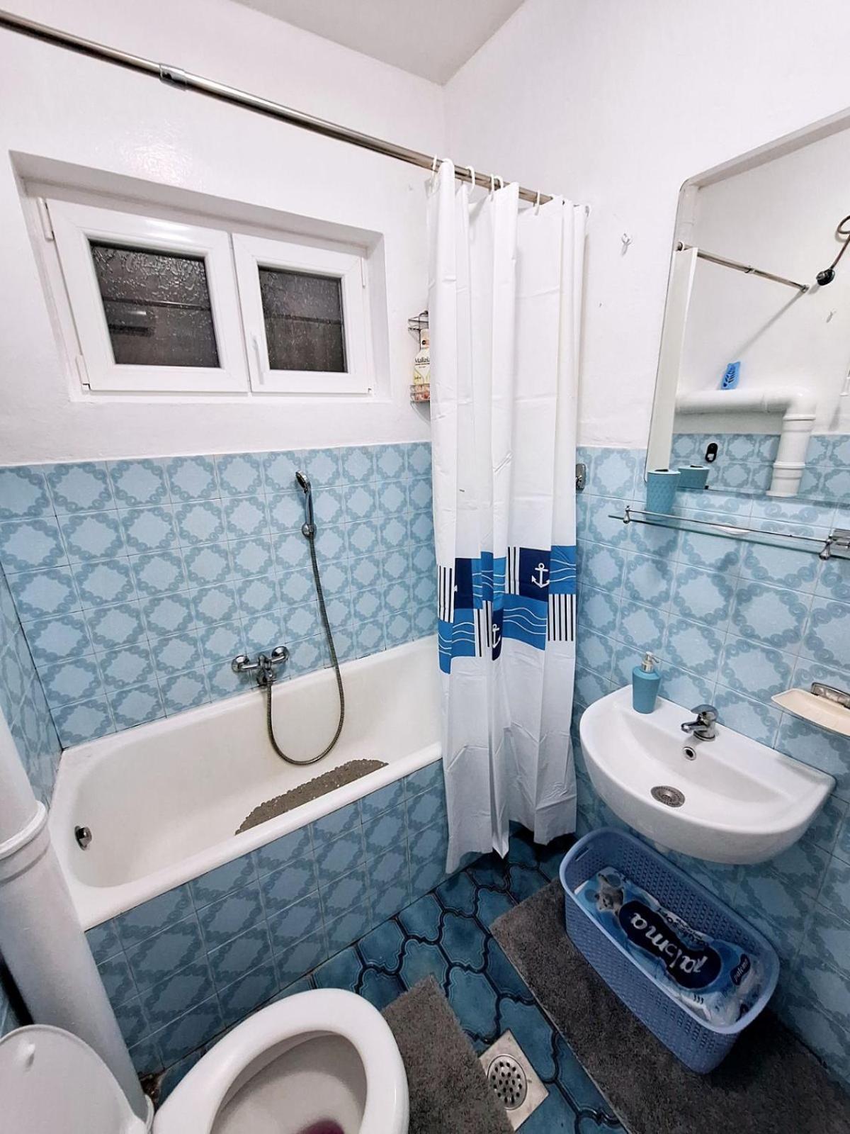Red House Apartment Kotor Ngoại thất bức ảnh