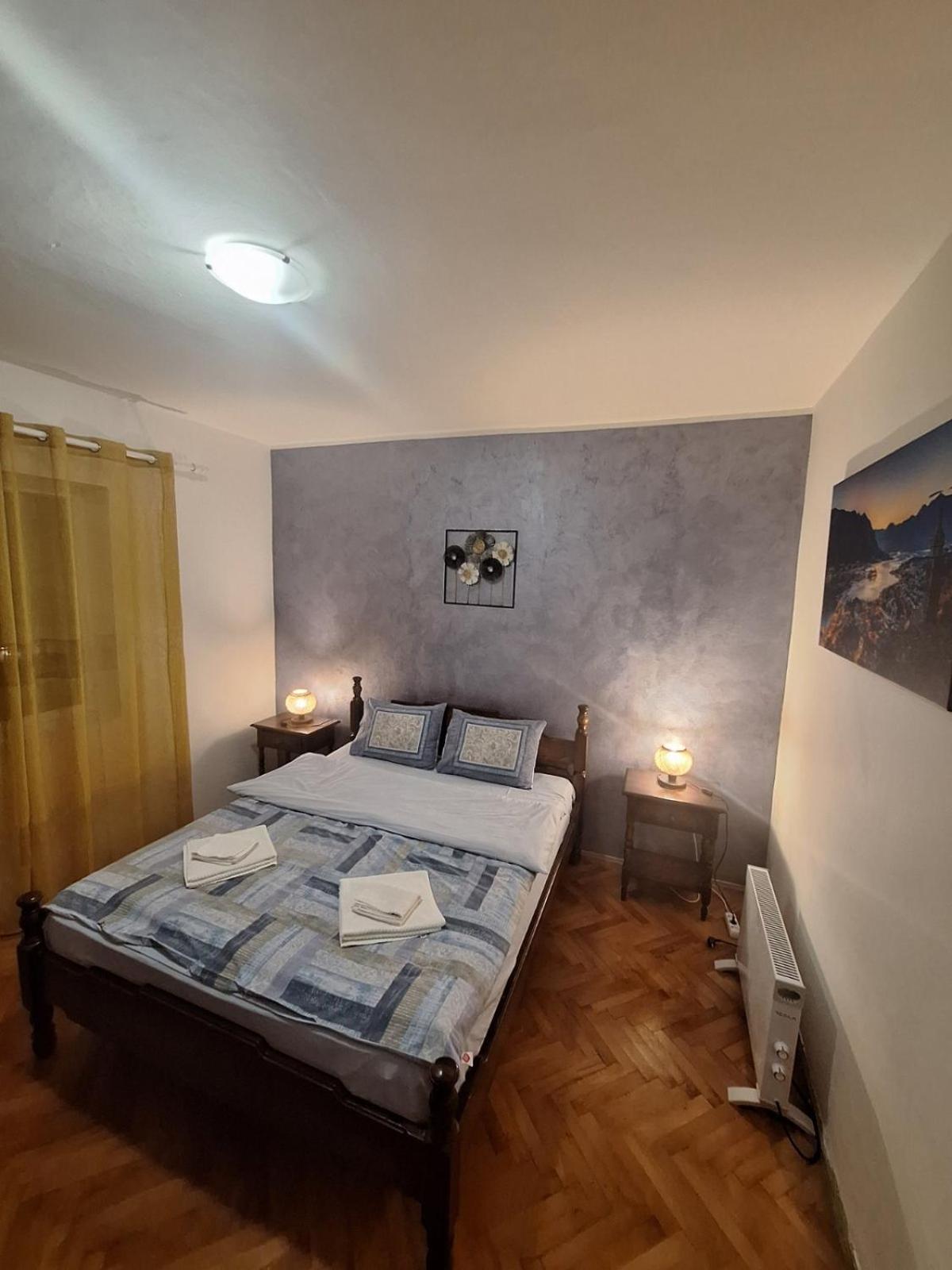 Red House Apartment Kotor Ngoại thất bức ảnh