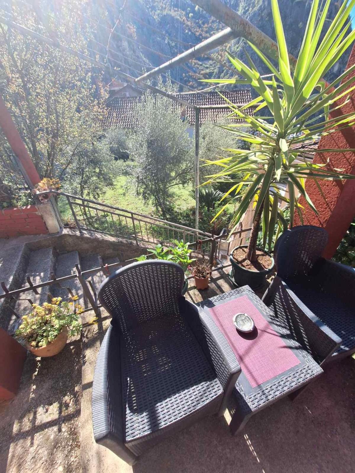 Red House Apartment Kotor Ngoại thất bức ảnh